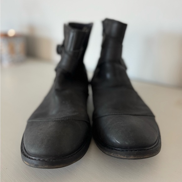 ALDO -Men's Black Leather Ankle Boots - Picture 2 of 6